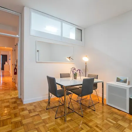 Casa Da Alegria- Downtown Apartment